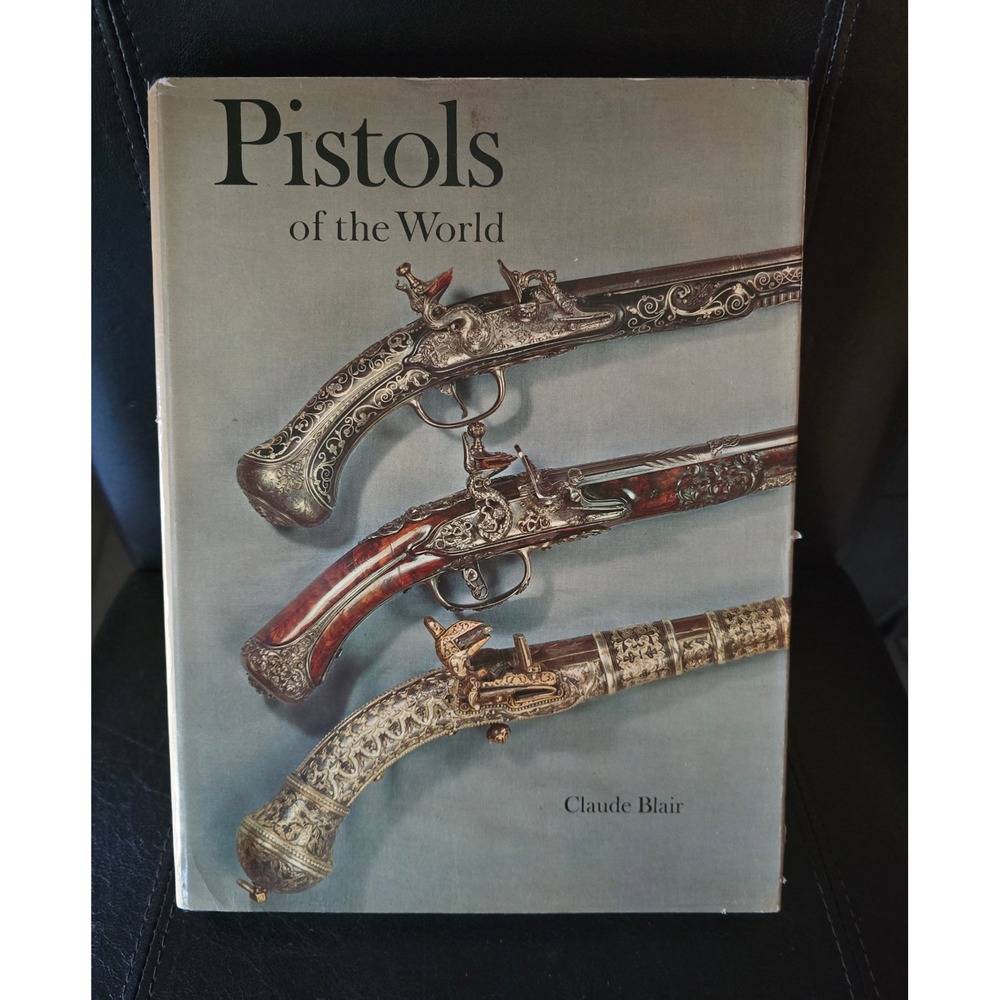 Viking Press Pistols of the World Claude Blair 1968 Hardcover Book Reference